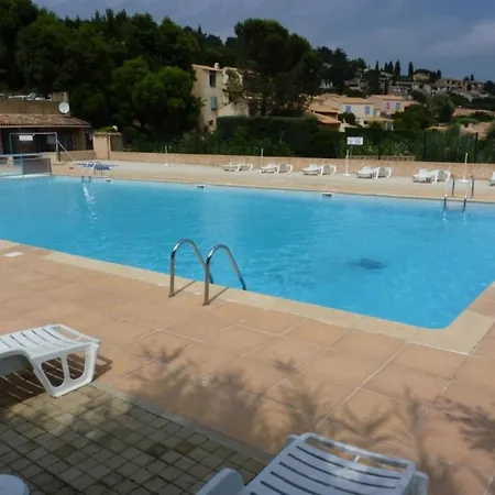 Mas 2 Avec Terrasse Et Jardin Privatif - Fr-1-726-61 *